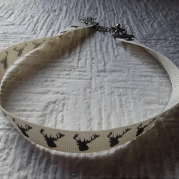 3/$14.00 Deer Choker - Picture 1 of 4